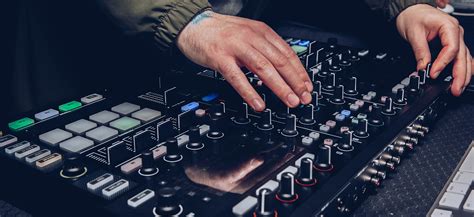 Mastering the Mix: The Art of Blending with the Magic Touch DJ